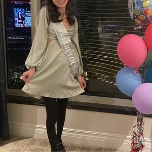 Green silk dress. Built in pads